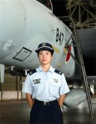 日本防卫省做出一重大决定：让女兵上潜艇服役