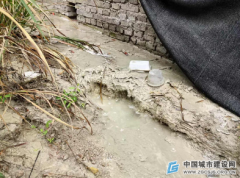 浙江东阳个别搅拌站排污严重 未经许可混凝土流入市